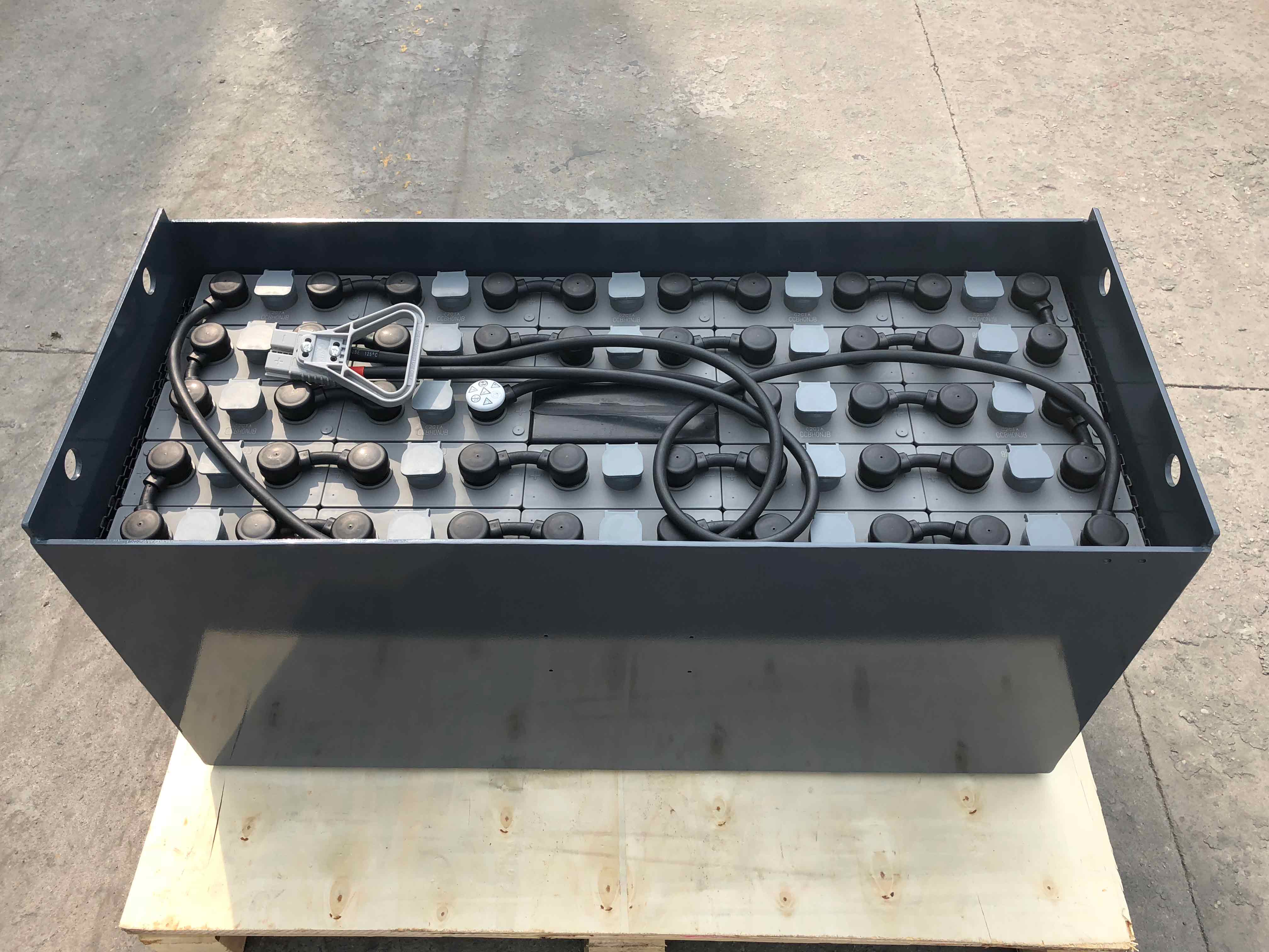 forklift battery charger